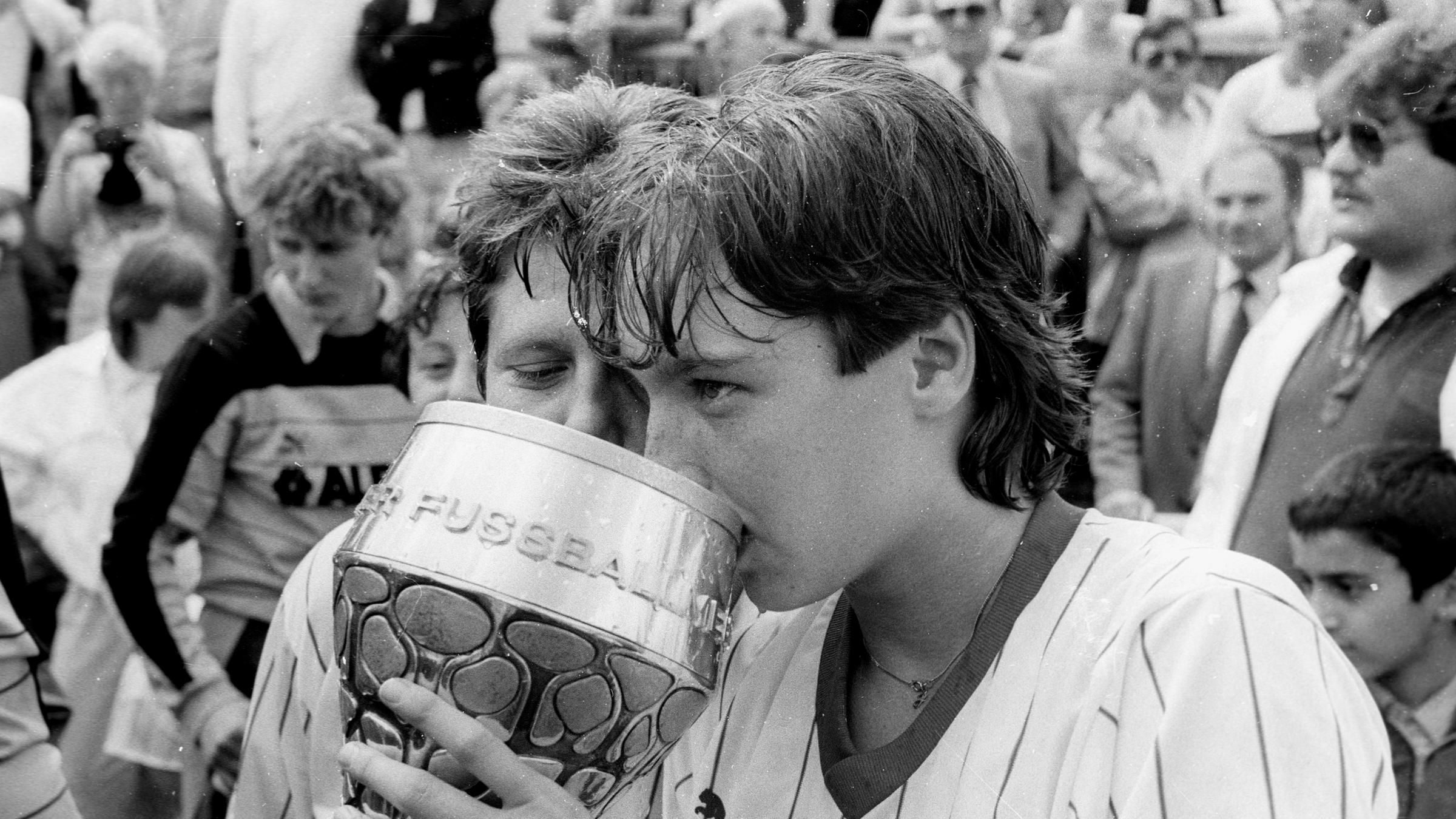 Martina Voss gewinnt deutsche Meisterschaft mit KBC Duisburg 