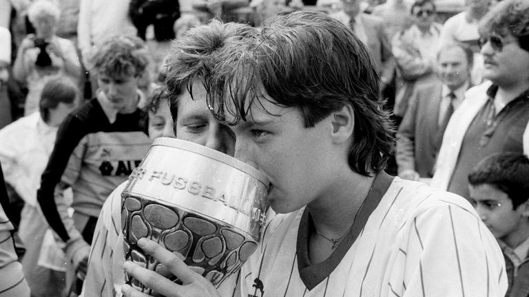 Martina Voss gewinnt deutsche Meisterschaft mit KBC Duisburg 