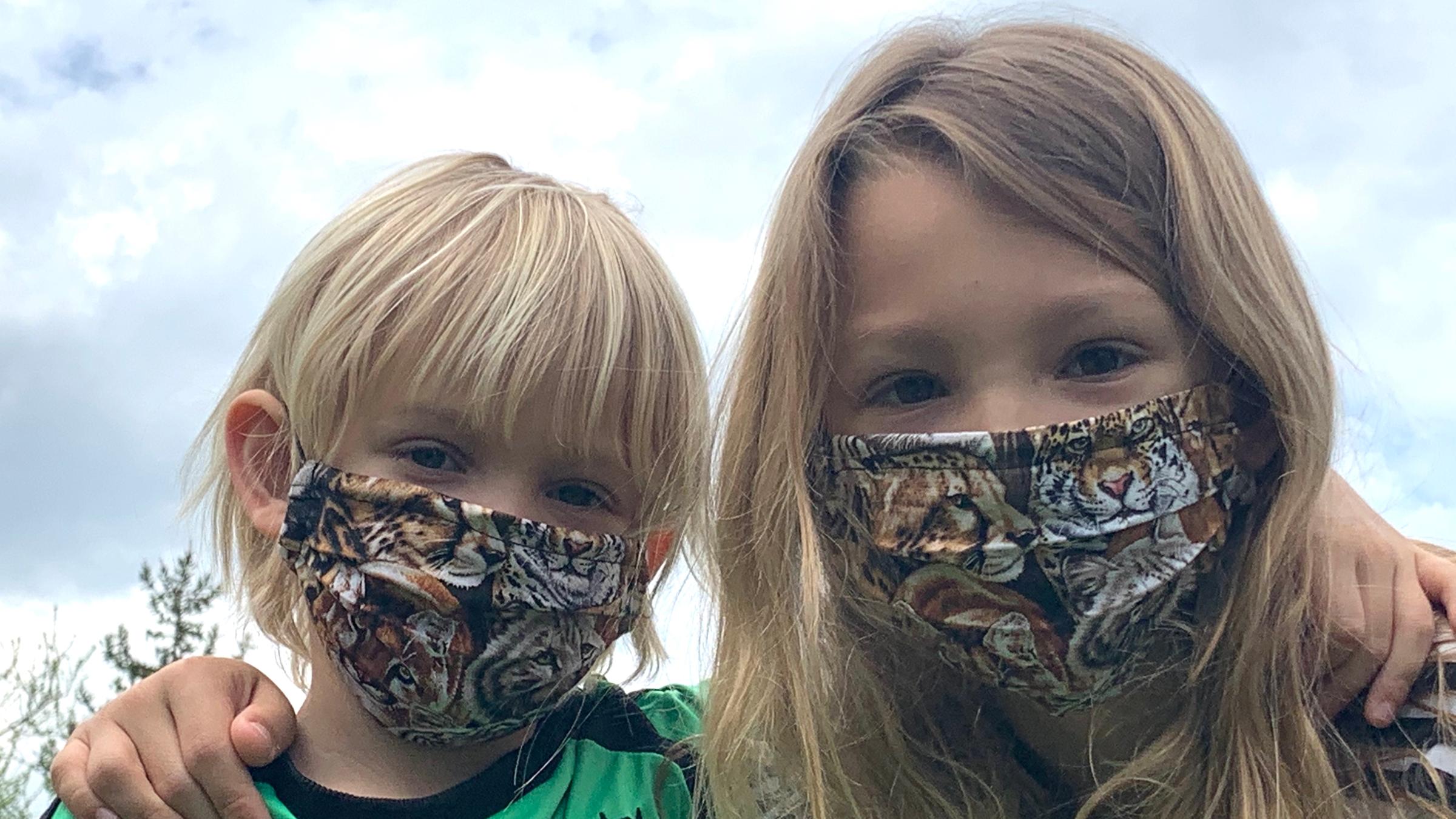 Aktion, bei der Kinder Fotos von sich mit ihren Masken an logo! schicken konnten.