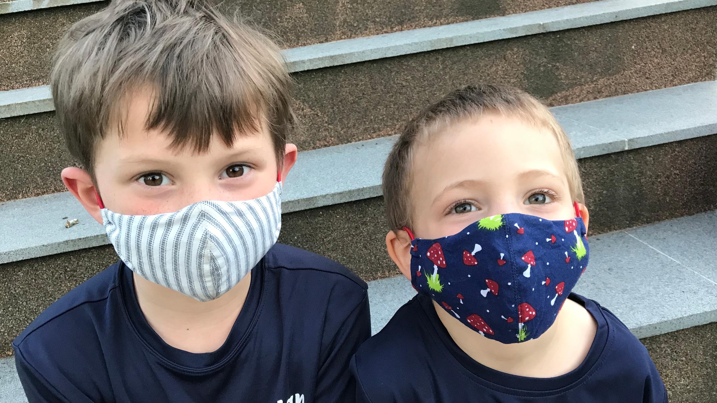 Aktion, bei der Kinder Fotos von sich mit ihren Masken an logo! schicken konnten.