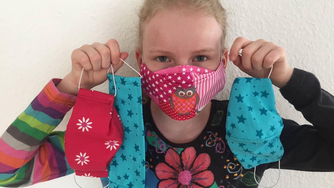 Aktion, bei der Kinder Fotos von sich mit ihren Masken an logo! schicken konnten.