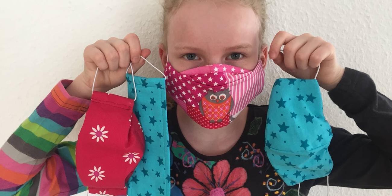 Aktion, bei der Kinder Fotos von sich mit ihren Masken an logo! schicken konnten.