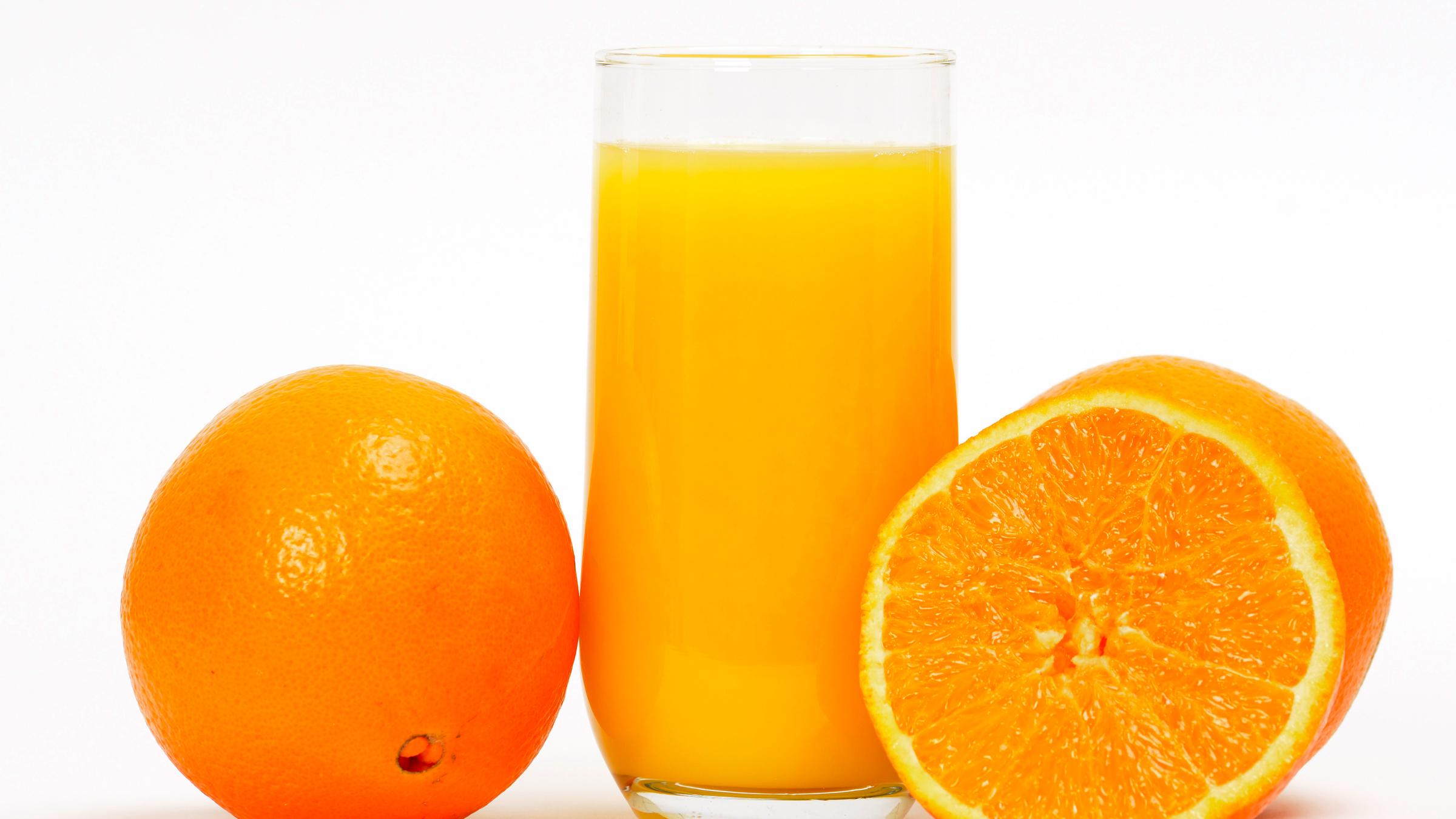 Orangensaft im Glas