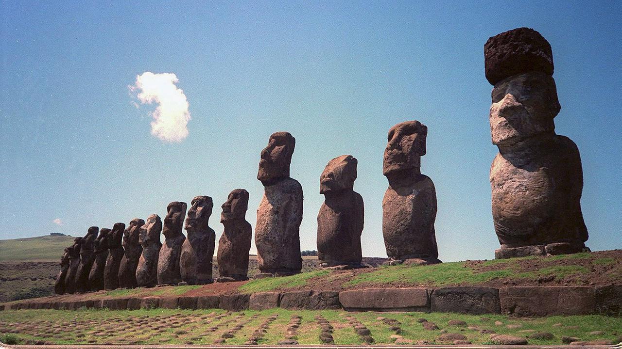 moai-statuen auf der osterinsel