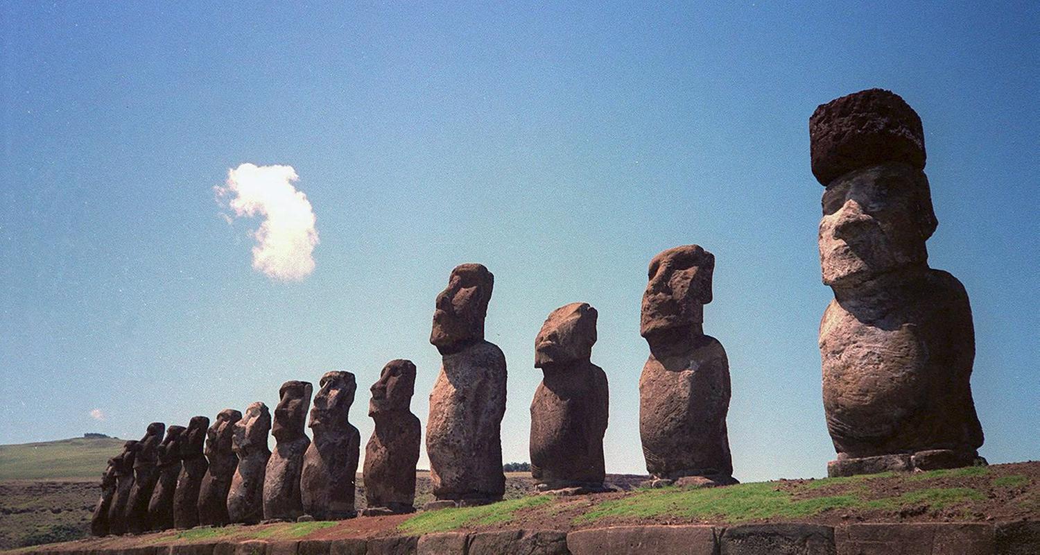 moai-statuen auf der osterinsel
