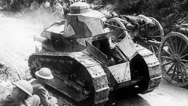 Im Ersten Weltkrieg wurde zum ersten Mal mit Panzern gekämpft.