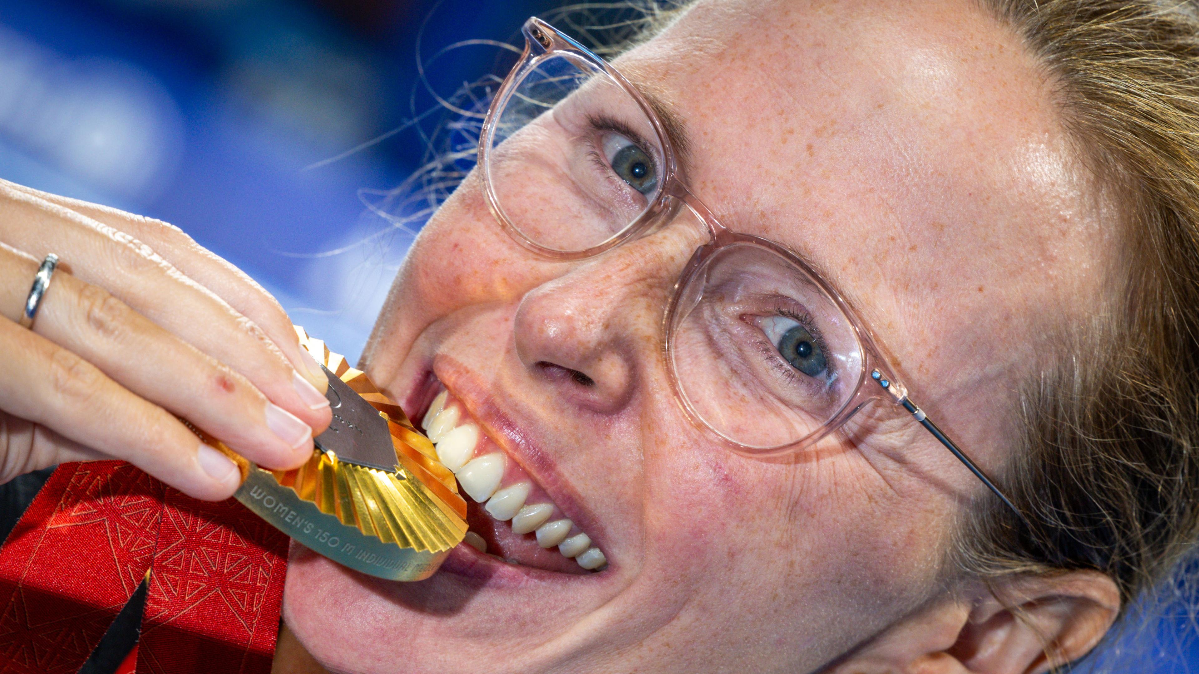 Tanja Scholz miz Gold