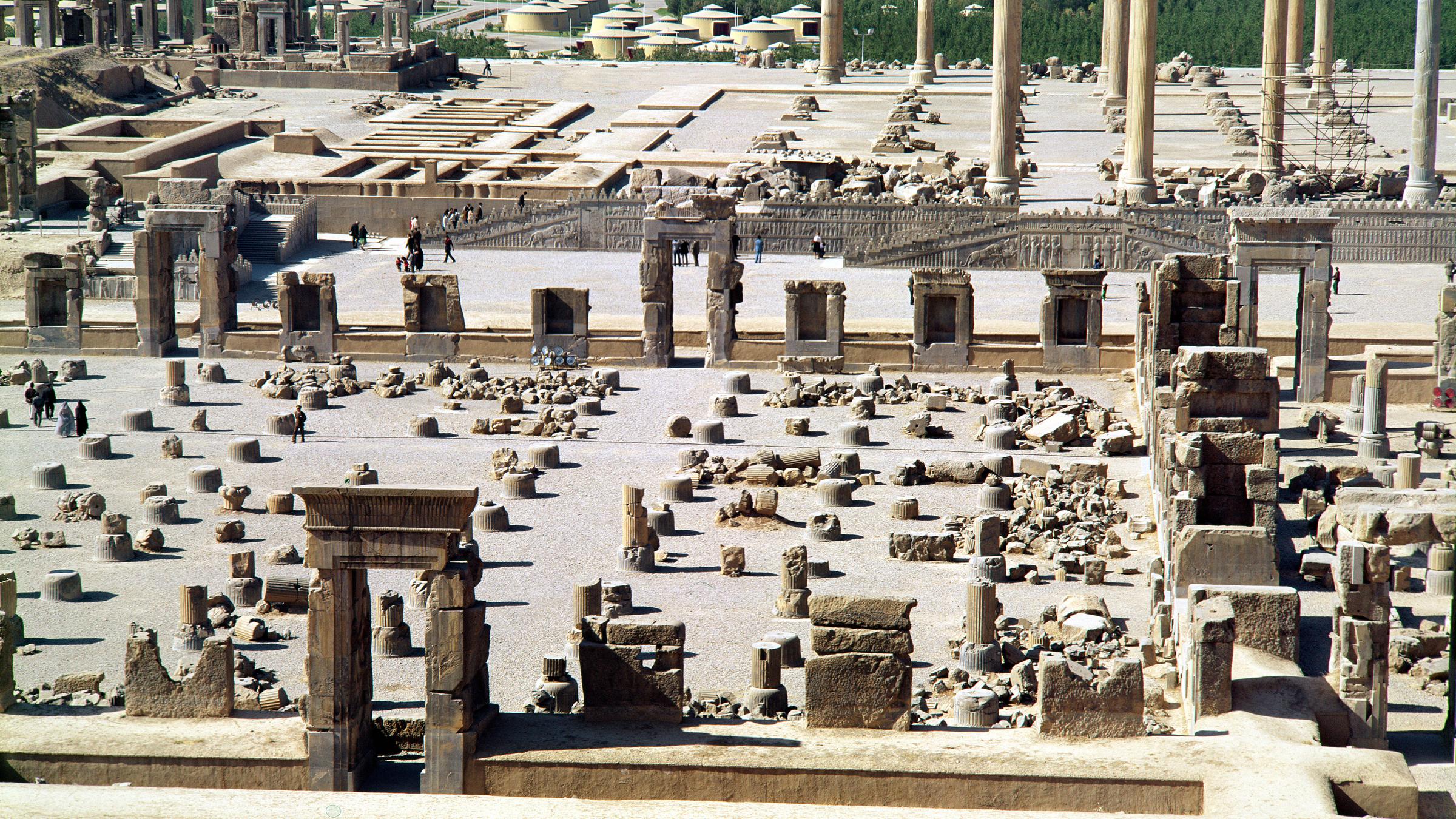 General view of the palace, Achaemenian Period, 6th-5th century 