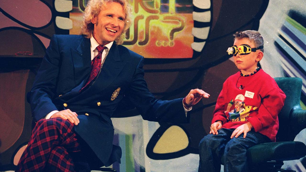 Der sieben jährige Benedict Bier sitzt neben dem Moderator Thomas Gottschalk bei "Wetten, dass …".