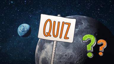 logo!-Quiz Weltraum: Fragezeichen zwischen Planeten