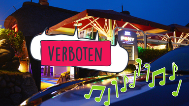 Sylter Club, in dem zu "L'armour toujours" rechtsradikale Parolen gegröhlt wurden - man sieht den Club, Noten und eine Sprechblase mit "verboten"