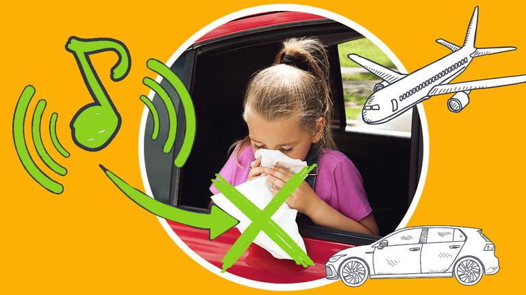 Mädchen wird schlecht beim Autofahren