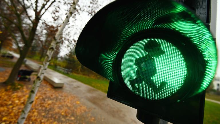 Grüne Ampel, das Ampelmännchen ist das Sams.