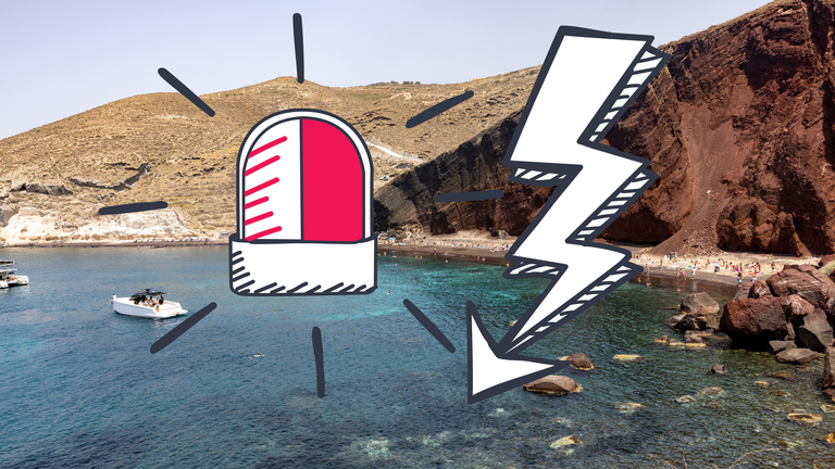 Strand von Santorini, darauf Alarm und Warnblitz - schwere Erdbeben
