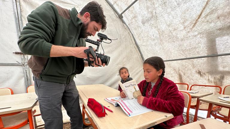Filmen in der Zeltschule Nurdagi