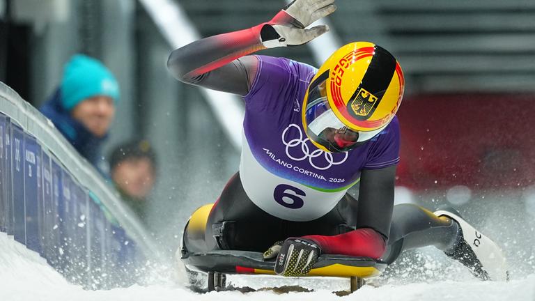 Jacqueline Pfeifer reagiert im Ziel nach ihrem vierten Lauf