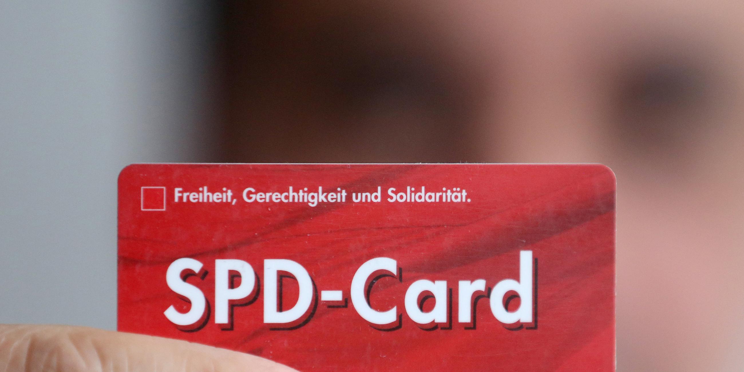 SPD-Parteibuch in Scheckkartenformat