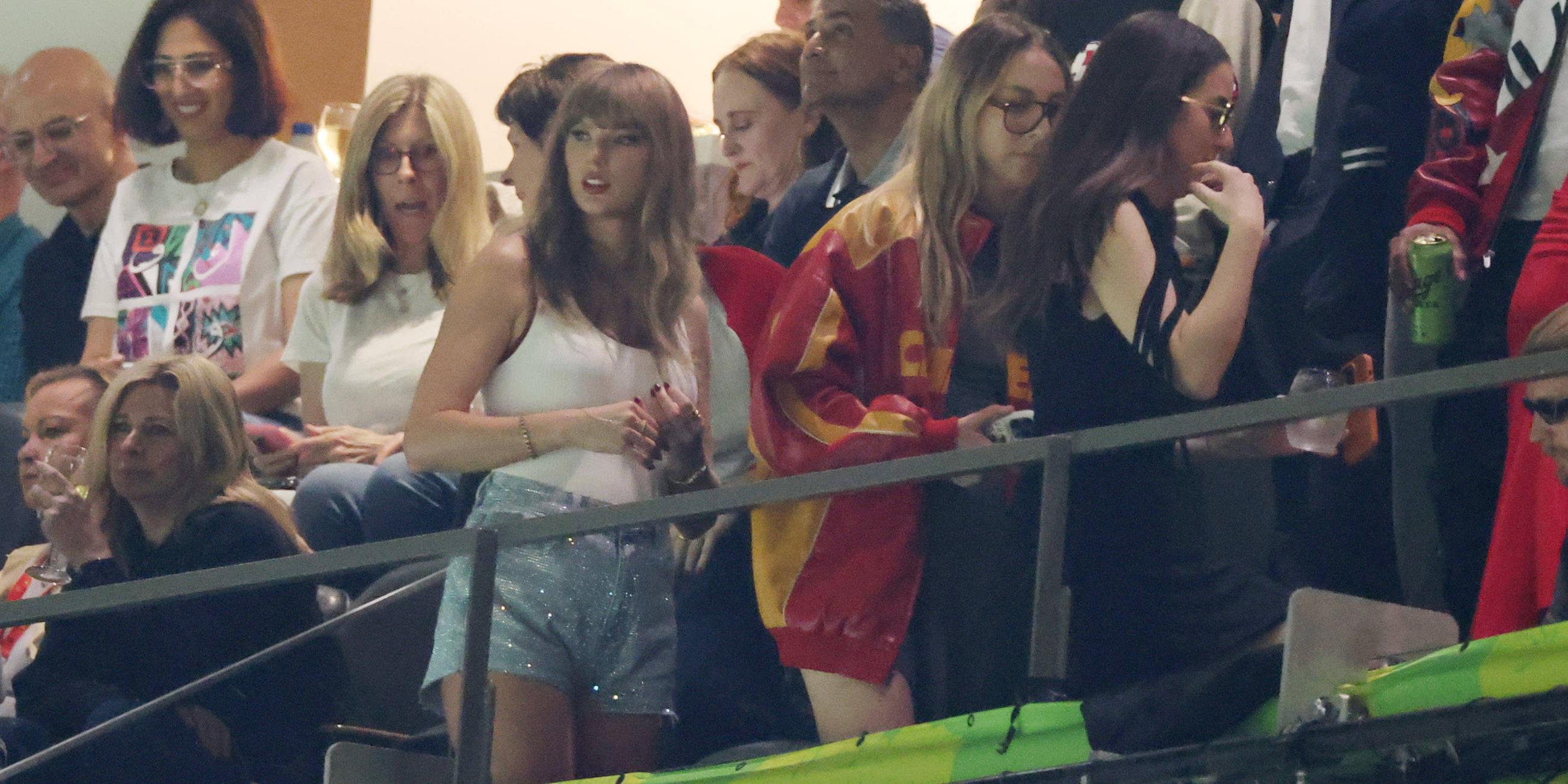 Taylor Swift auf der Tribüne bei Super Bowl 59