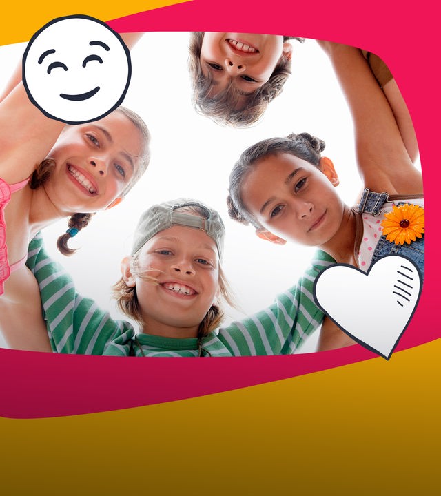 Eine Collage zeigt auf rot, gelbem Hintergrund vier Freunde die nach unten in die Kamera gucken, daneben ein lachender Smiley und ein Herz.