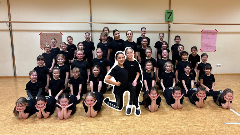 Eine Mädchen-Tanzgruppe