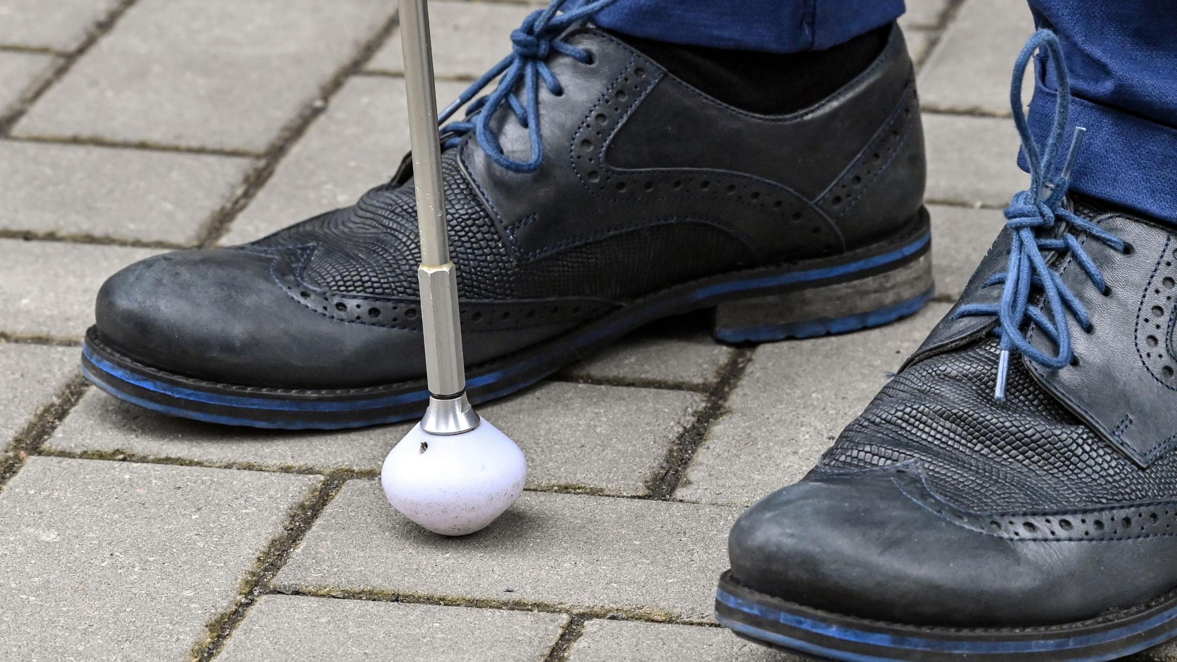 Behindertenbeauftragter fordert Barrierefreiheit in Wahllokalen.