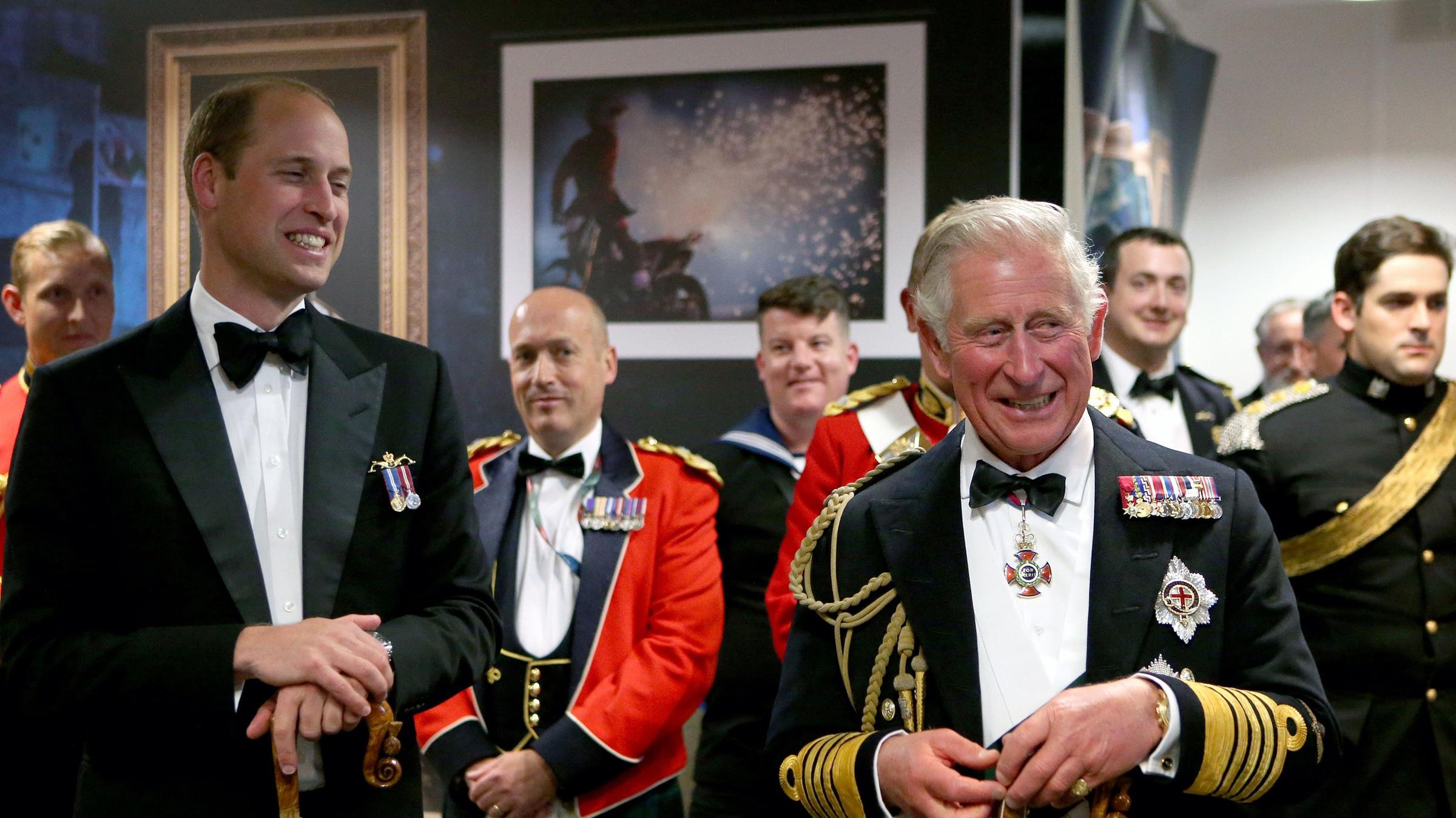 Prinz Charles und sein Sohn Prinz William. Archiv