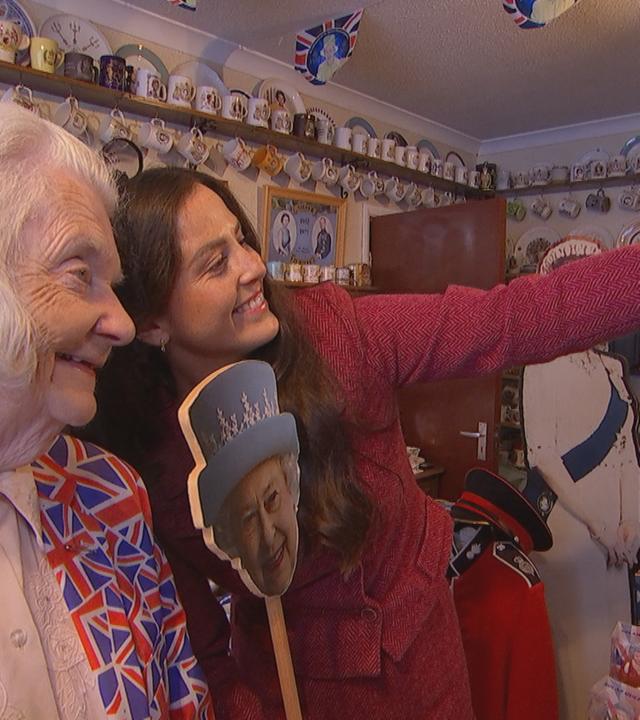 Queen Fan und Reporterin Teresa