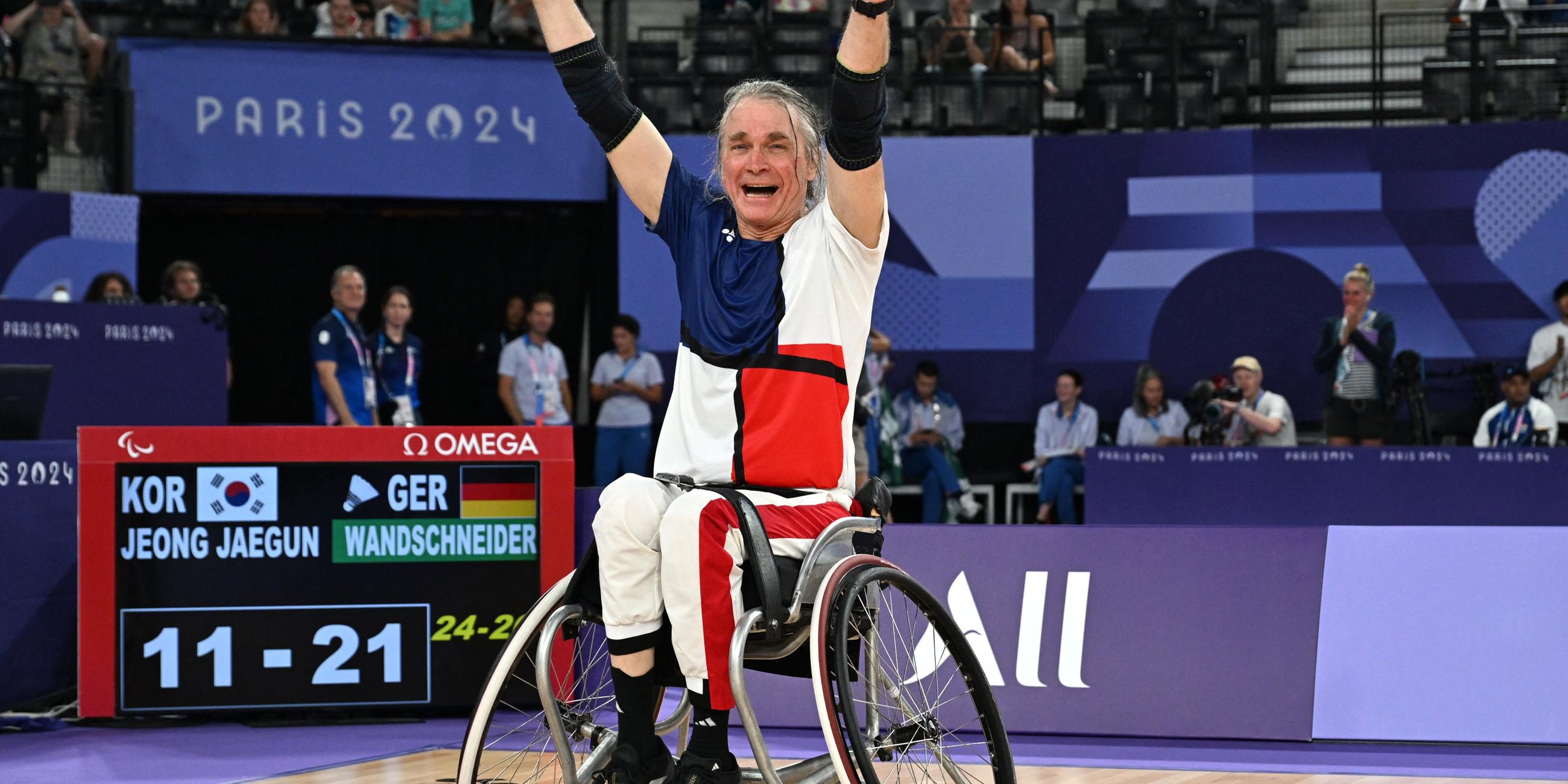 Thomas Wandschneider jubelt nach seinem Sieg