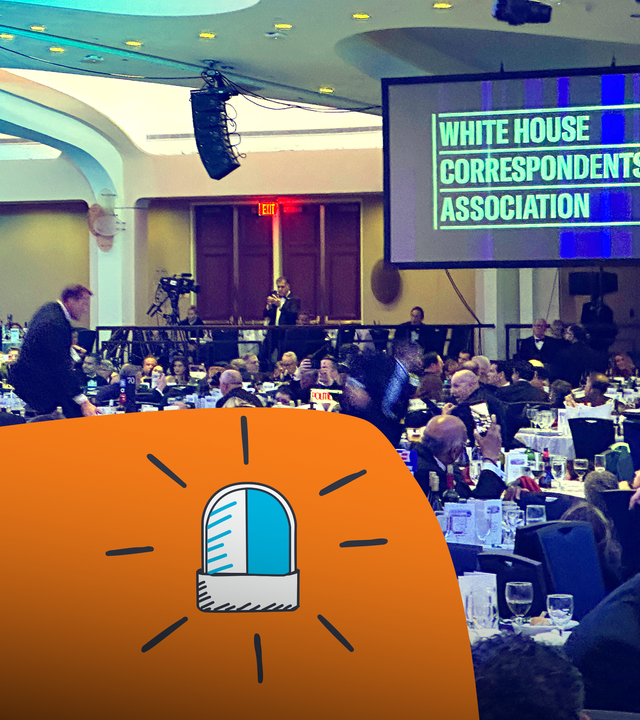 Collage: Trump auf einem Podium, im Hintergrund Blaulicht