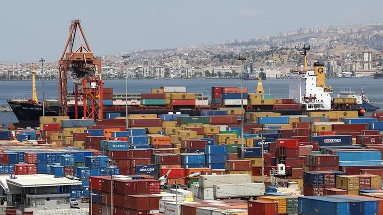 Archiv: Der Hafen in Izmir am 05.06.2013
