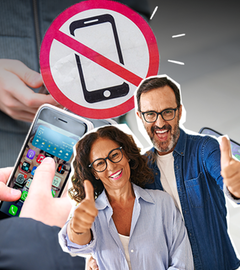 Schülerinnen mit Handy in der Hand, im Vordergrund zwei ältere Herren, die ihre Daumen nach oben zeigen. Außerdem ein Symbol für "Handyverbot". 