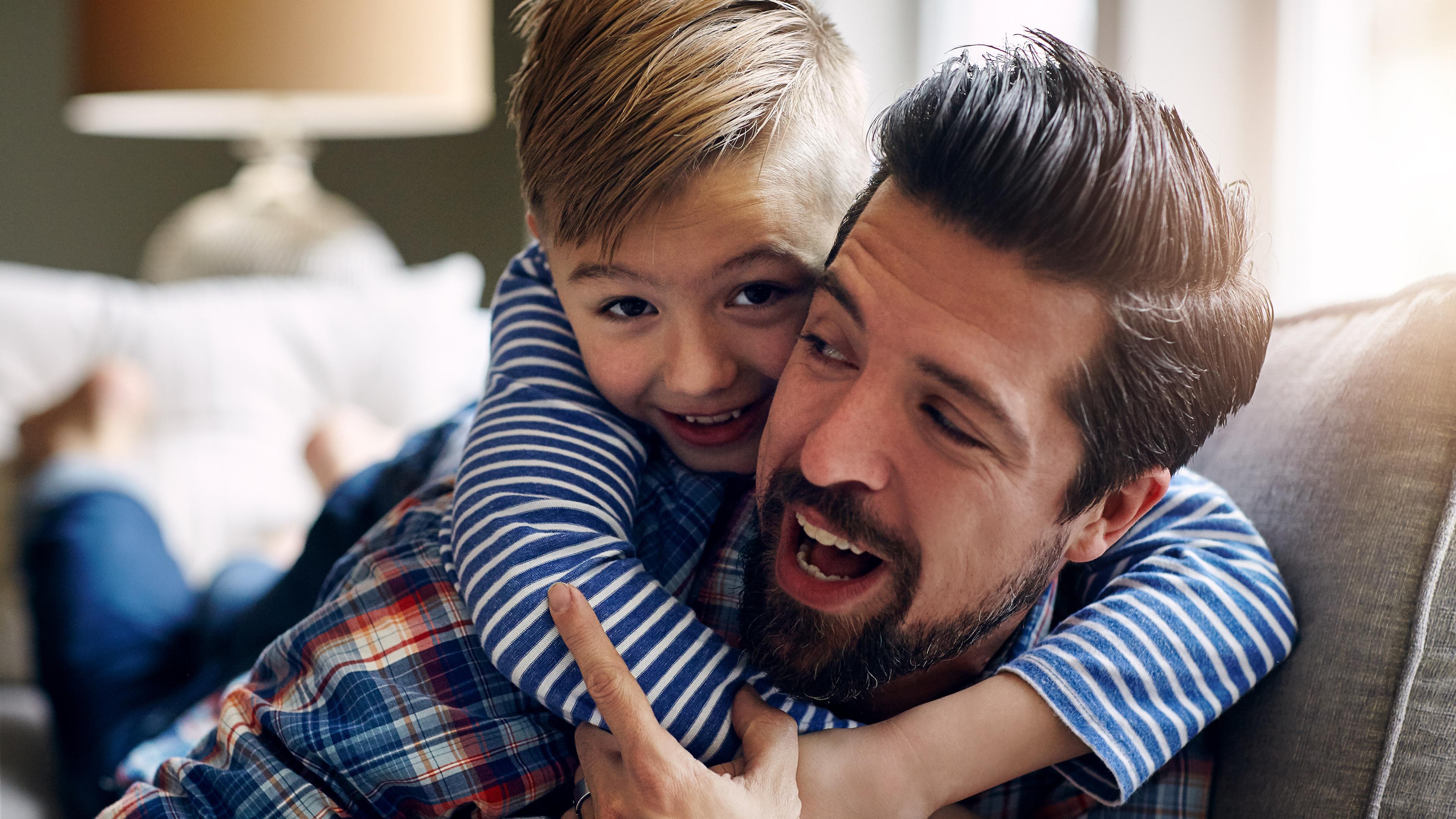 Vater mit seiner Tochter