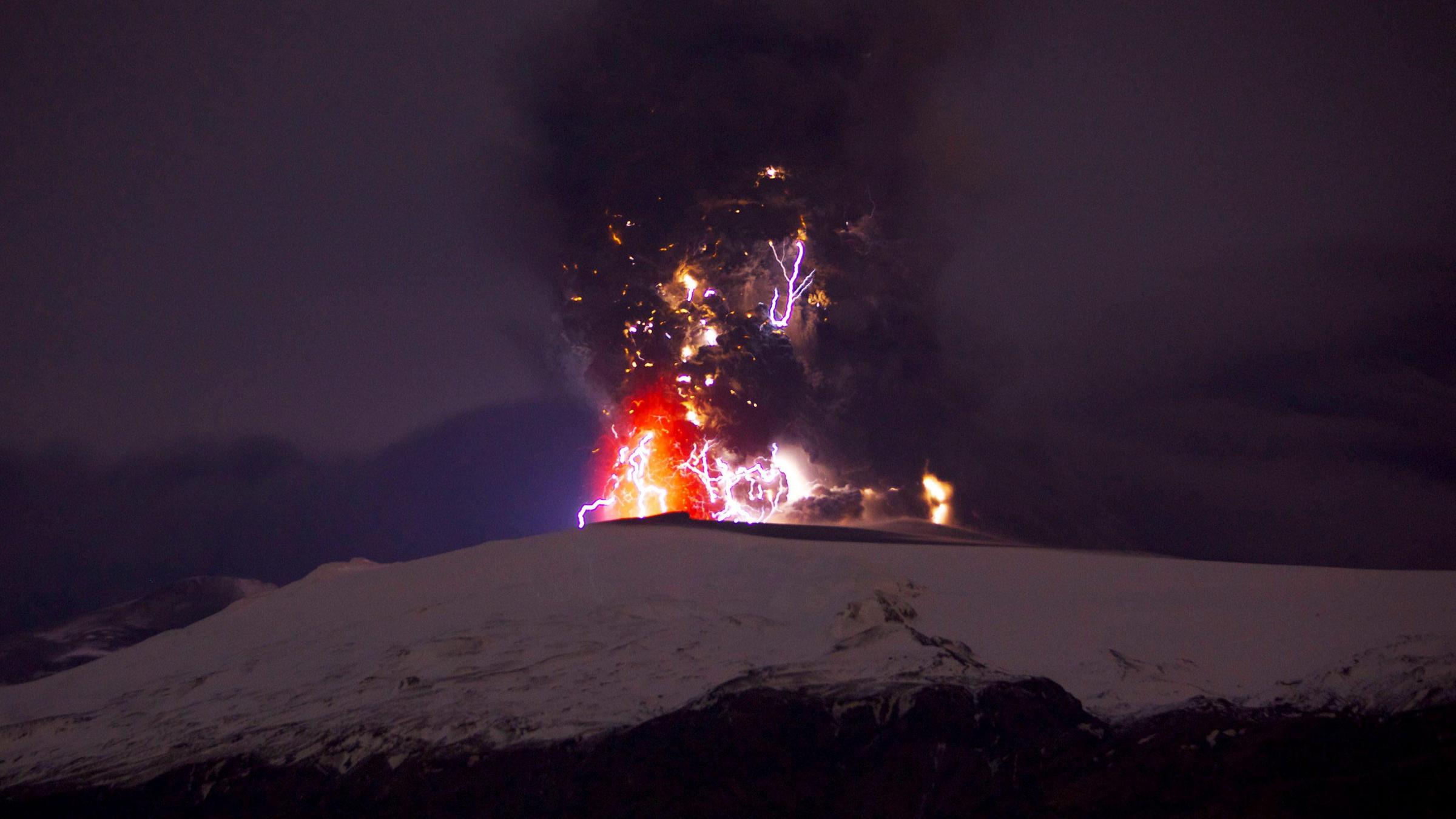 Eyjafjallajoekull bricht aus