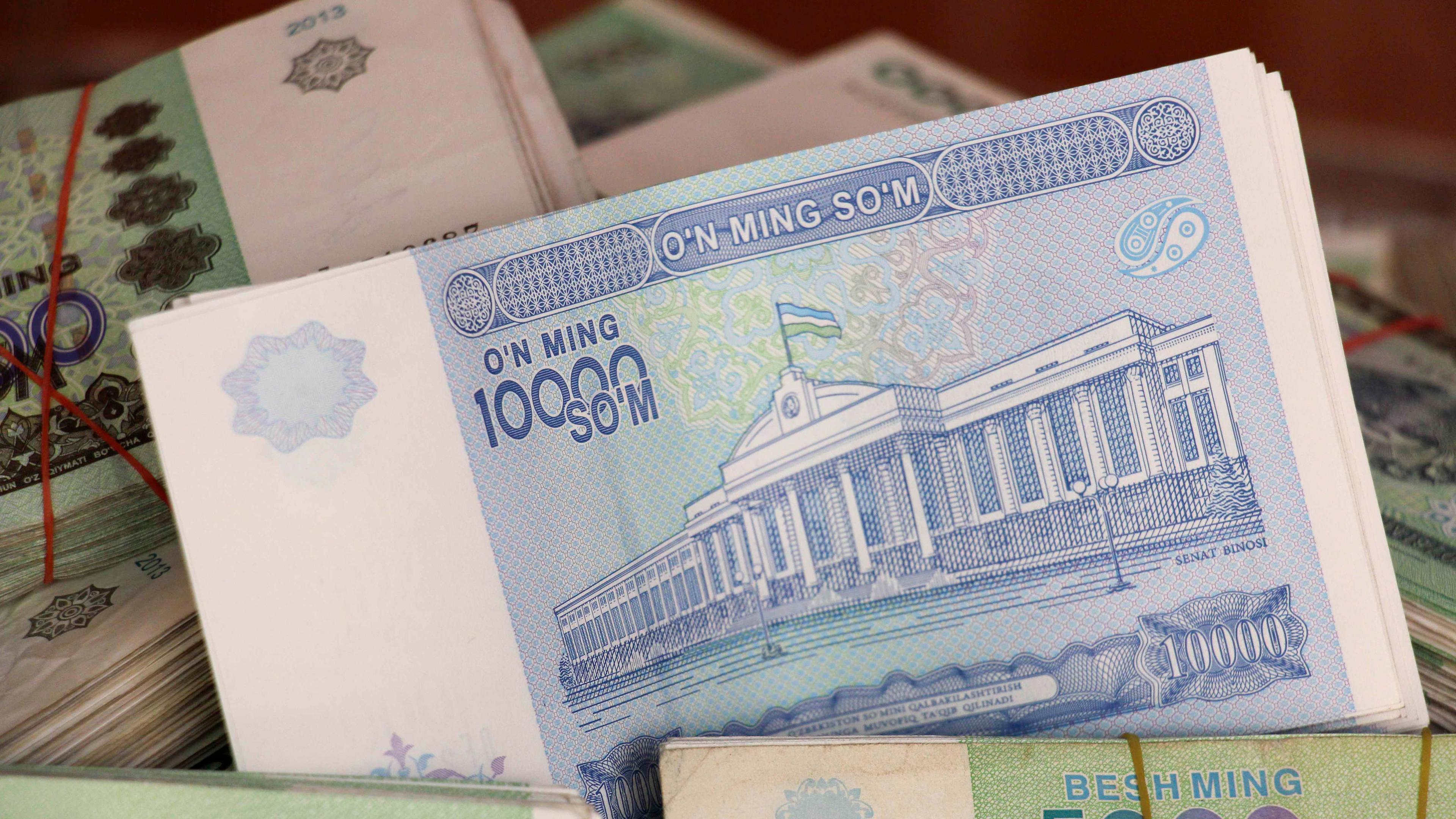 In Usbekistan bezahlt man mit So'm.
