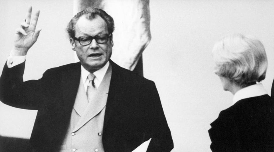 Willy Brandt bei seinem Amtseid