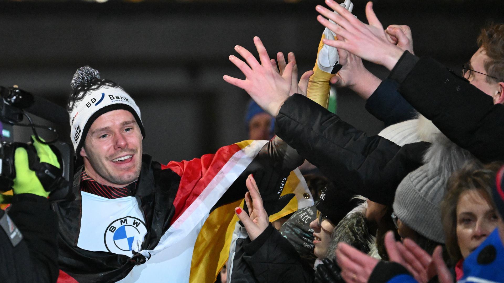 Skeleton-WM: Christian Grotheer bejubelt Gold